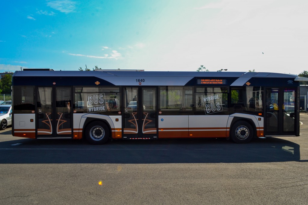 hibriden_avtobus-2
